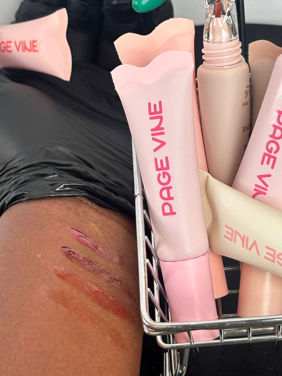 Page Vine Crystal Glaze Moisturizing Lip Care